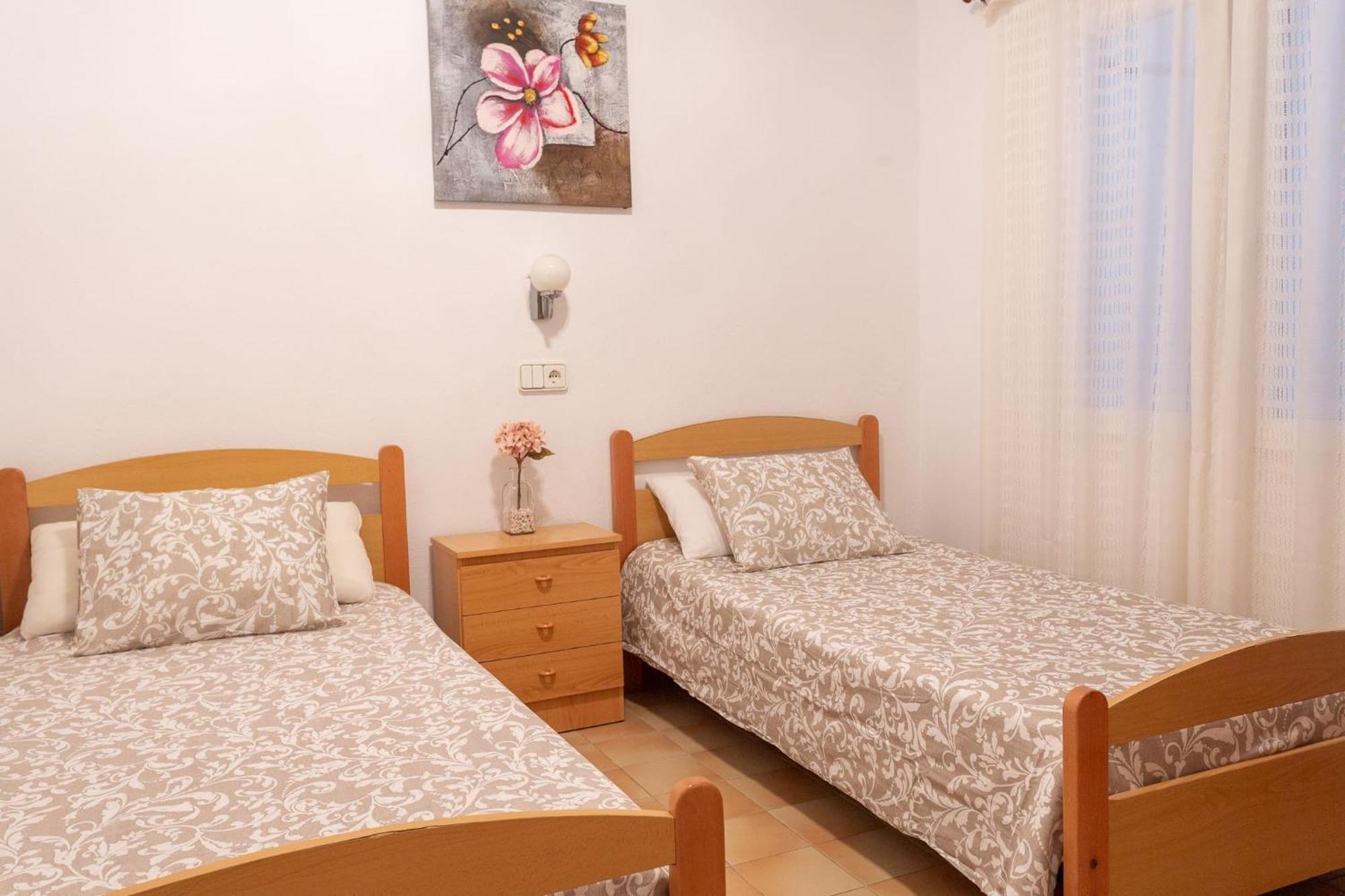 Apartamentos Norfeu L'Escala Exterior foto